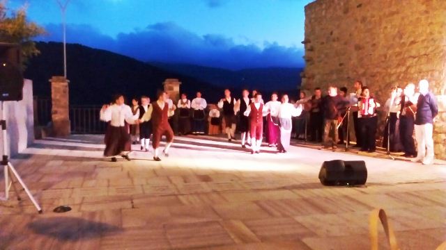 Raccuja – Il gruppo folklorico “Piccoli Nebrodi – Angela Raffaele” al Castello Branciforti