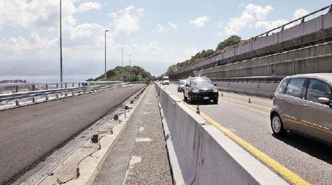 Tangenziale di Messina (Direzione Pa) – restringimento di carreggiata dall’attacco del Boccetta fino in prossimità del Viadotto Ritiro
