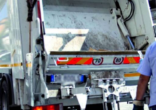 Sicilia/Emergenza rifiuti – M5S: “Lunedì autocompattatori sotto le finestre di Crocetta, diretto responsabile di questa emergenza rifiuti”