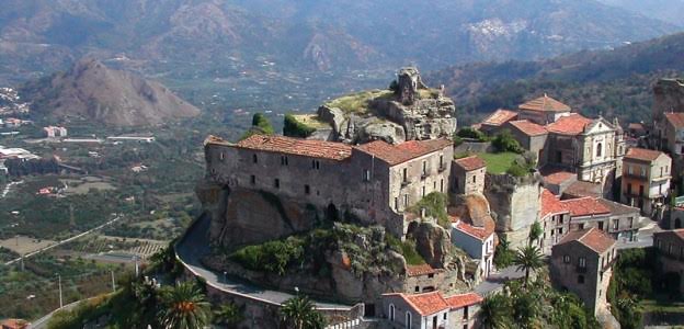 Castiglione di Sicilia – Designato a partecipare al concorso Borgo dei Borghi 2017
