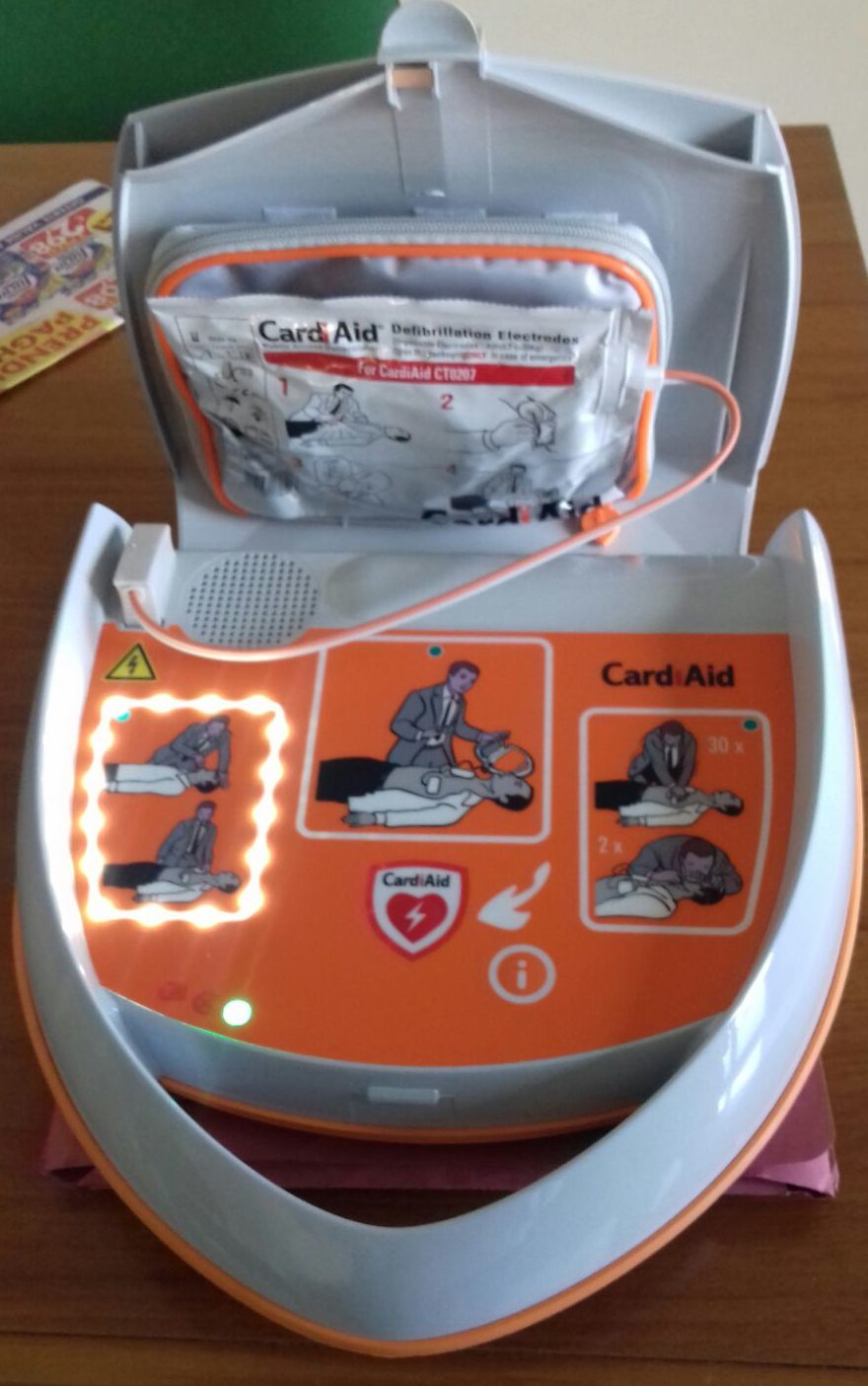 Patti – Per la “Casa della Vita” residenza per anziani di Tindari, un defibrillatore semi automatico del tipo “CardiAid”,