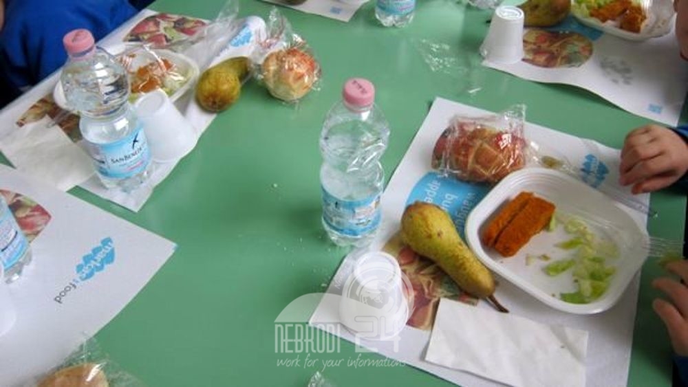Ucria – Attivo da 3 settimane il servizio di mensa scolastica