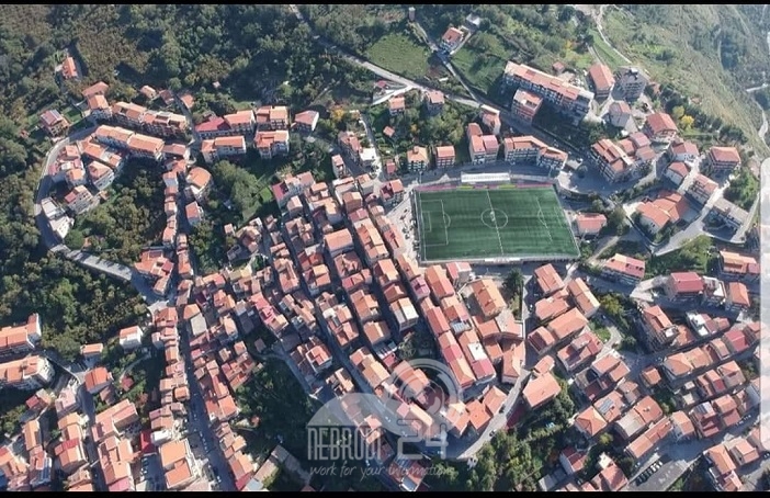 Galati Mamertino – Finalmente un campo di calcio in erba sintetica