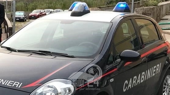 Oliveri e Furnari – I Carabinieri denunciano un uomo per furto aggravato