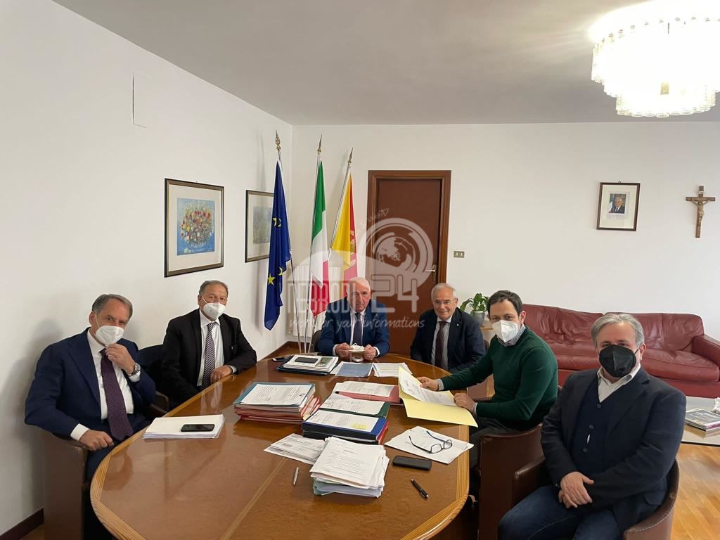 Palermo – Punto nascita e servizi sanitari (Sant’Agata Militello) incontro dei sindaci con l’assessore Razza