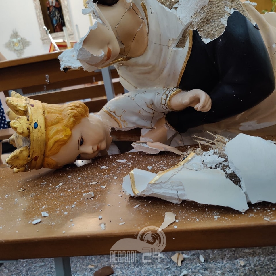 Brolo – La statua della Madonna del Carmelo è andata distrutta, causa  il cedimento strutturale della base