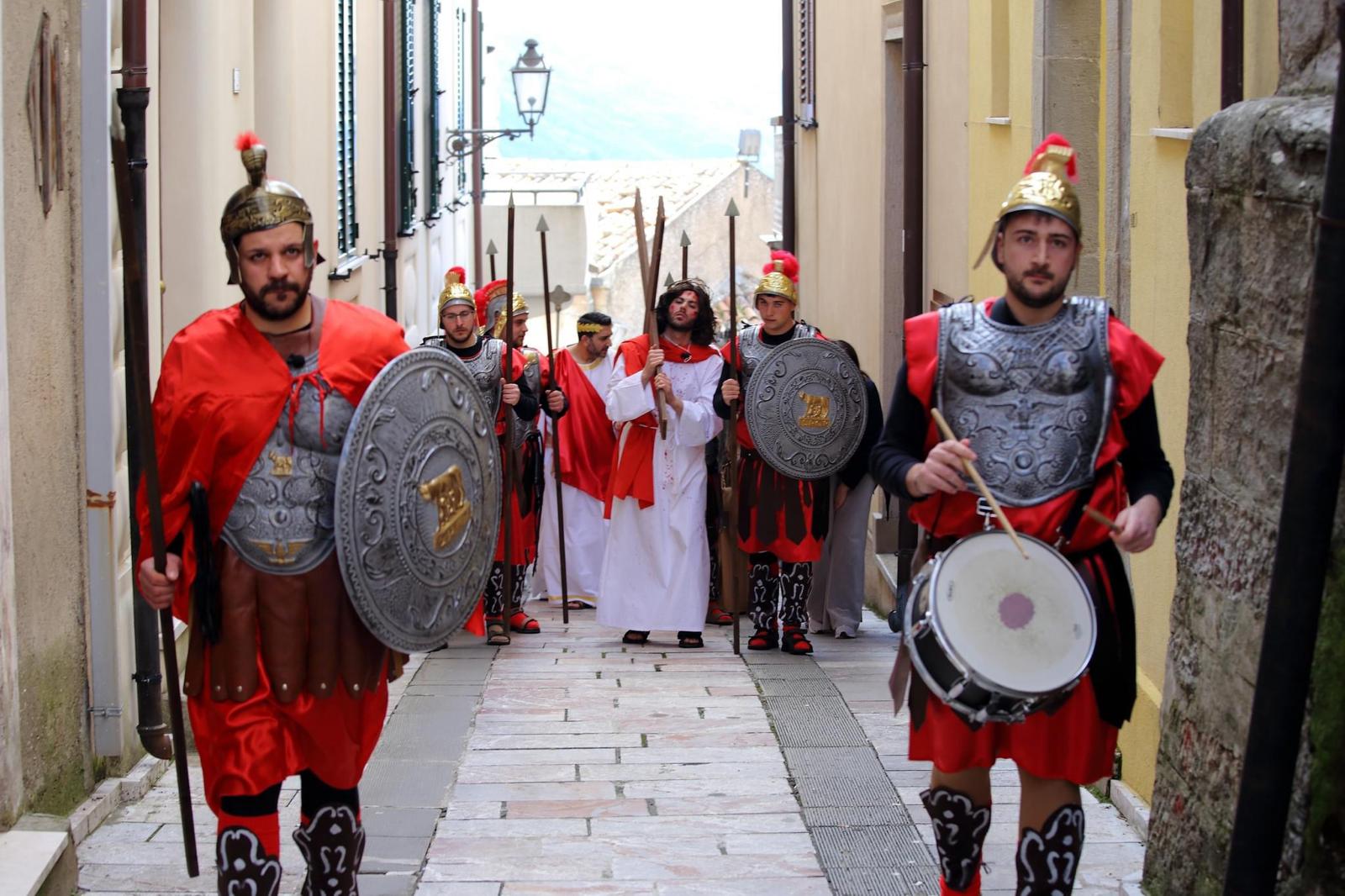 Raccuja – Il 24 marzo la Via Crucis vivente, in scena oltre 100 figuranti