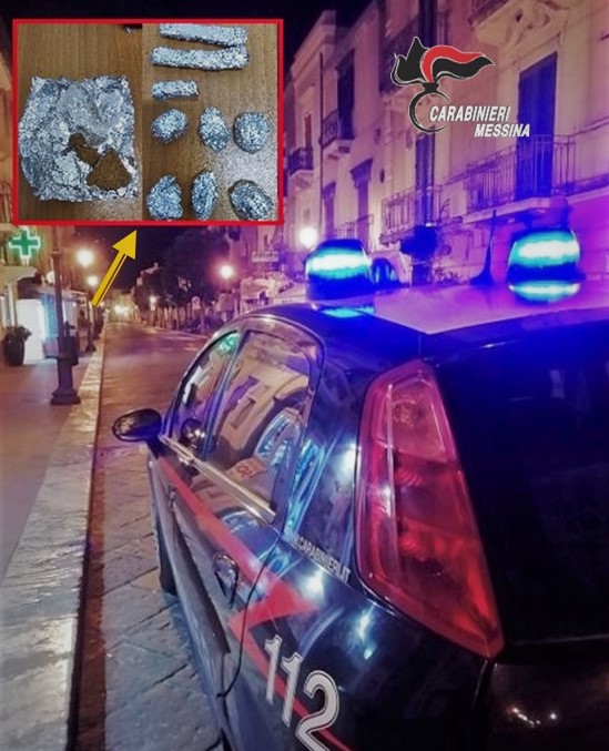 Lipari – Arrestato dai carabinieri un 34enne sorpreso a cedere la droga * 7eolie