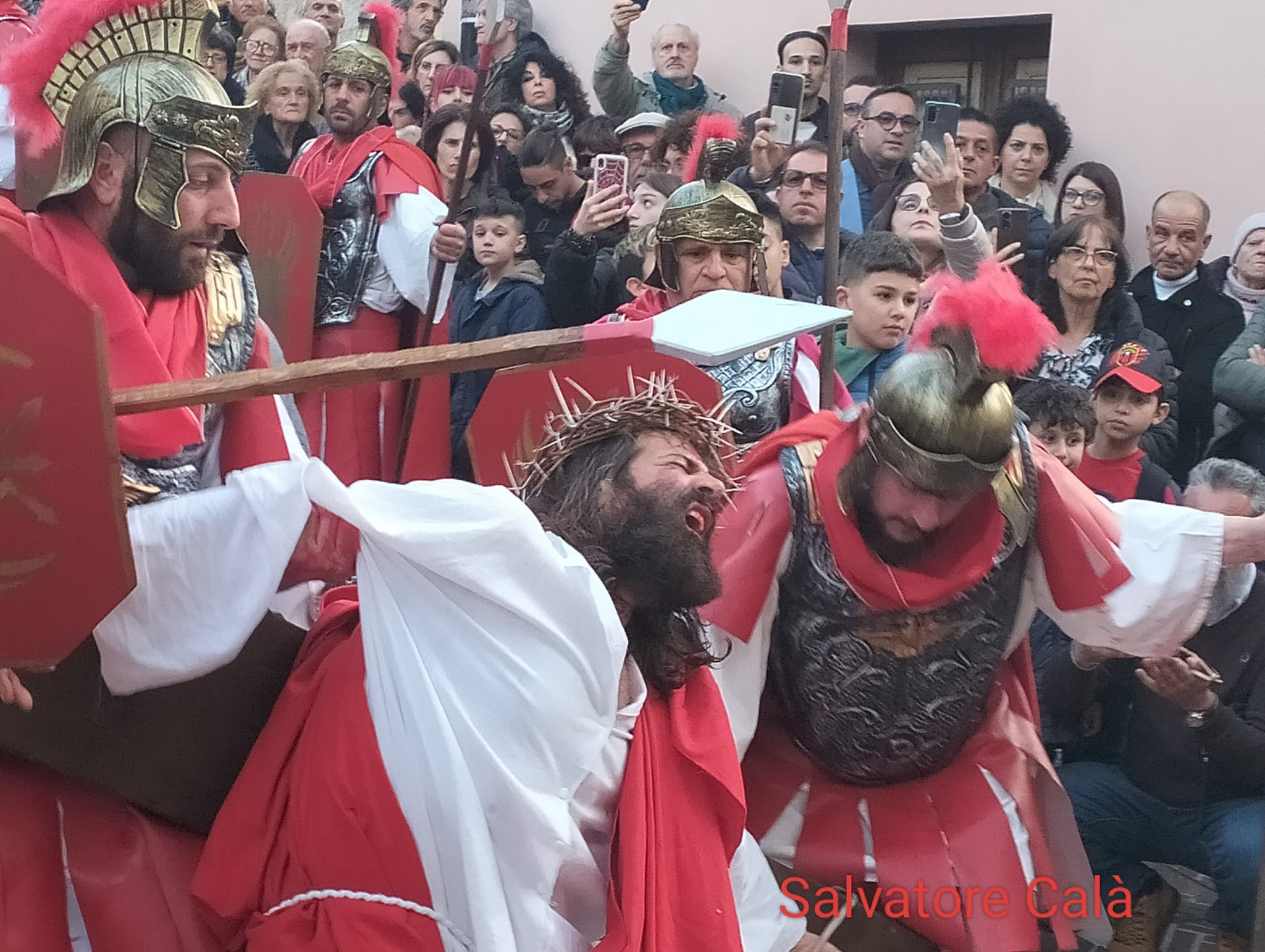 San Salvatore di Fitalia – La Via Crucis Vivente: una suggestiva rievocazione della passione e morte di Gesù Cristo (Foto & Video)