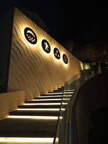 Brolo – Inaugurata la bella scalinata  che collega la zona marina al centro storico